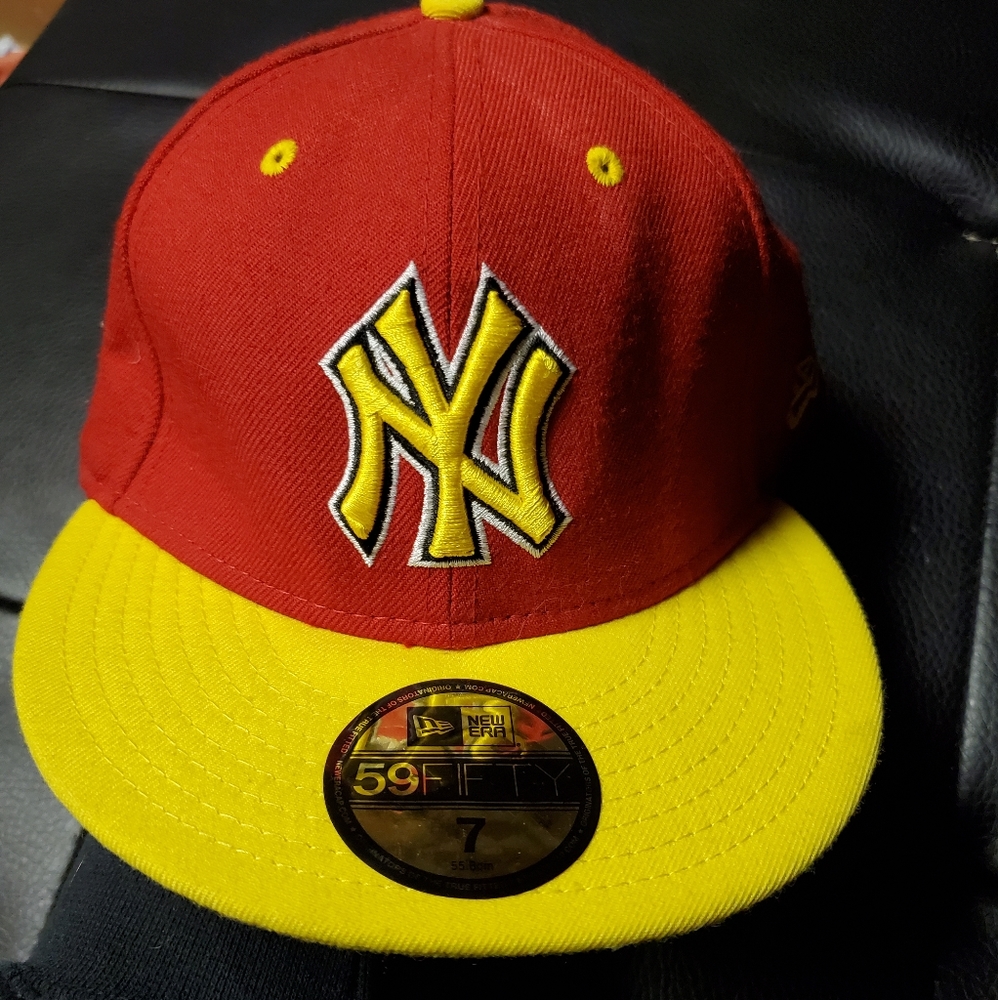 NYY MLB 59Fifty Baseball Flat Bill Size 7.